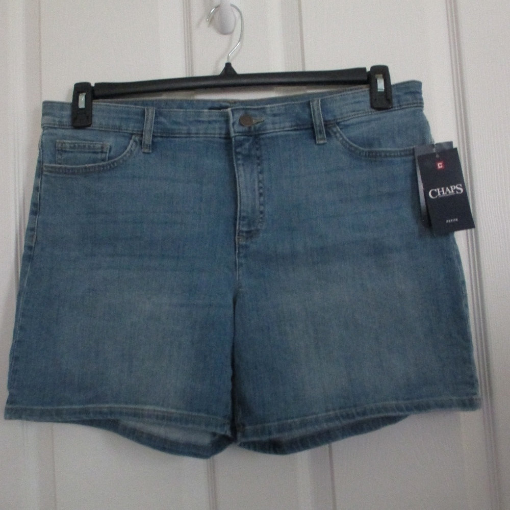 NWT - CHAPS denim shorts - sz 16P - $54.00